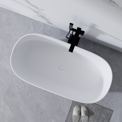 Bañera independiente de piedra de resina, superficie sólida, moderna, con rebosadero y desagüe automático, color blanco mate.