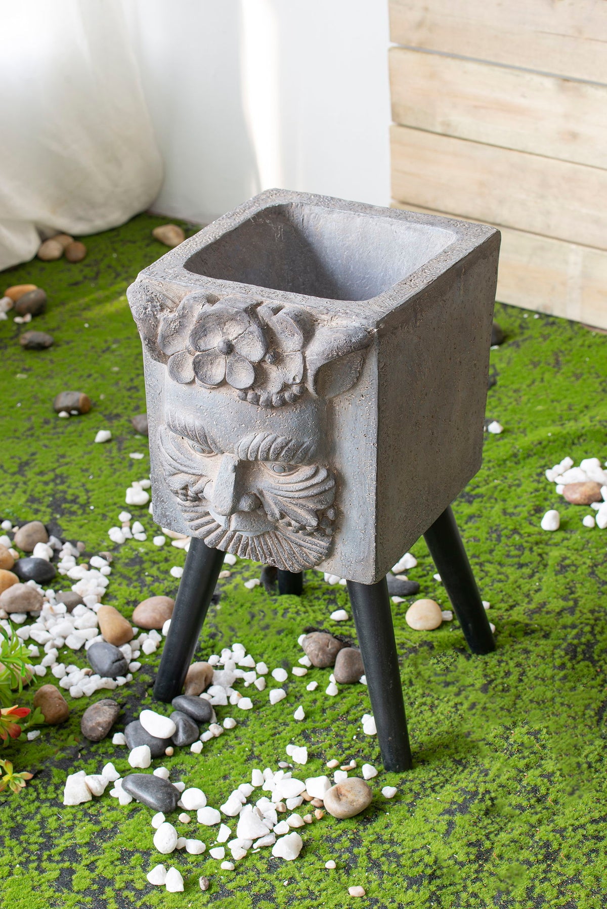Maceta con patas de dios griego - Gris