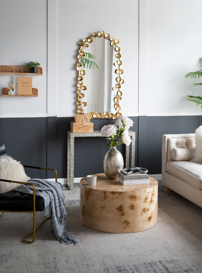 Espejo de pared arqueado de cuerpo entero con detalles de hojas, espejo decorativo para sala de estar y dormitorio, dorado